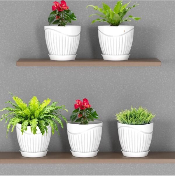 PLASTIC POT D-3
