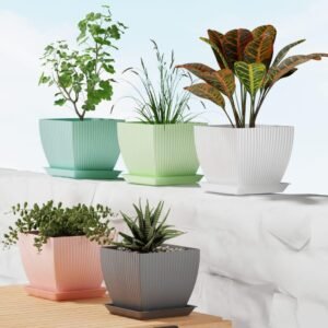 PLASTIC POT D-4